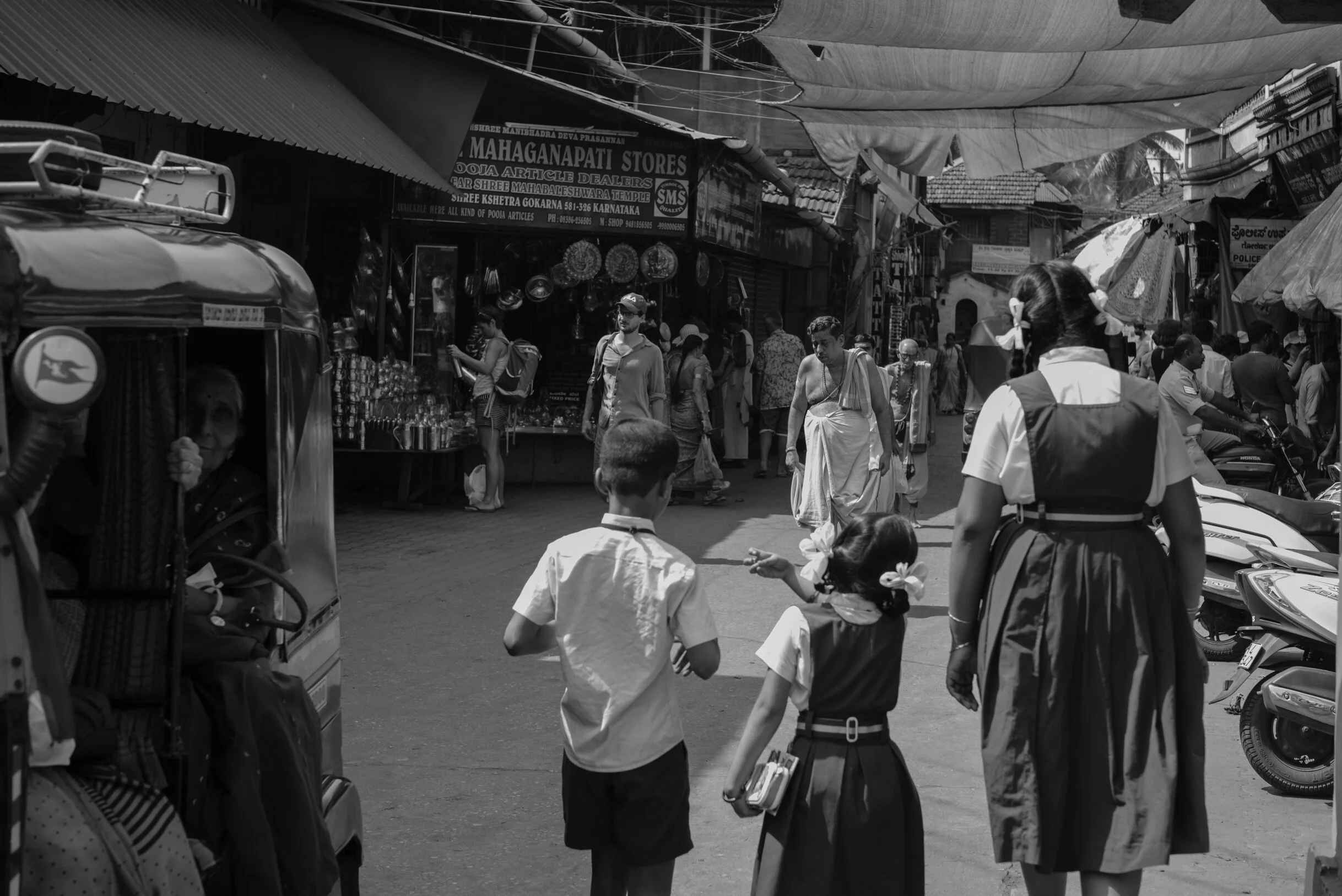Gokarna monochrome-14.jpg