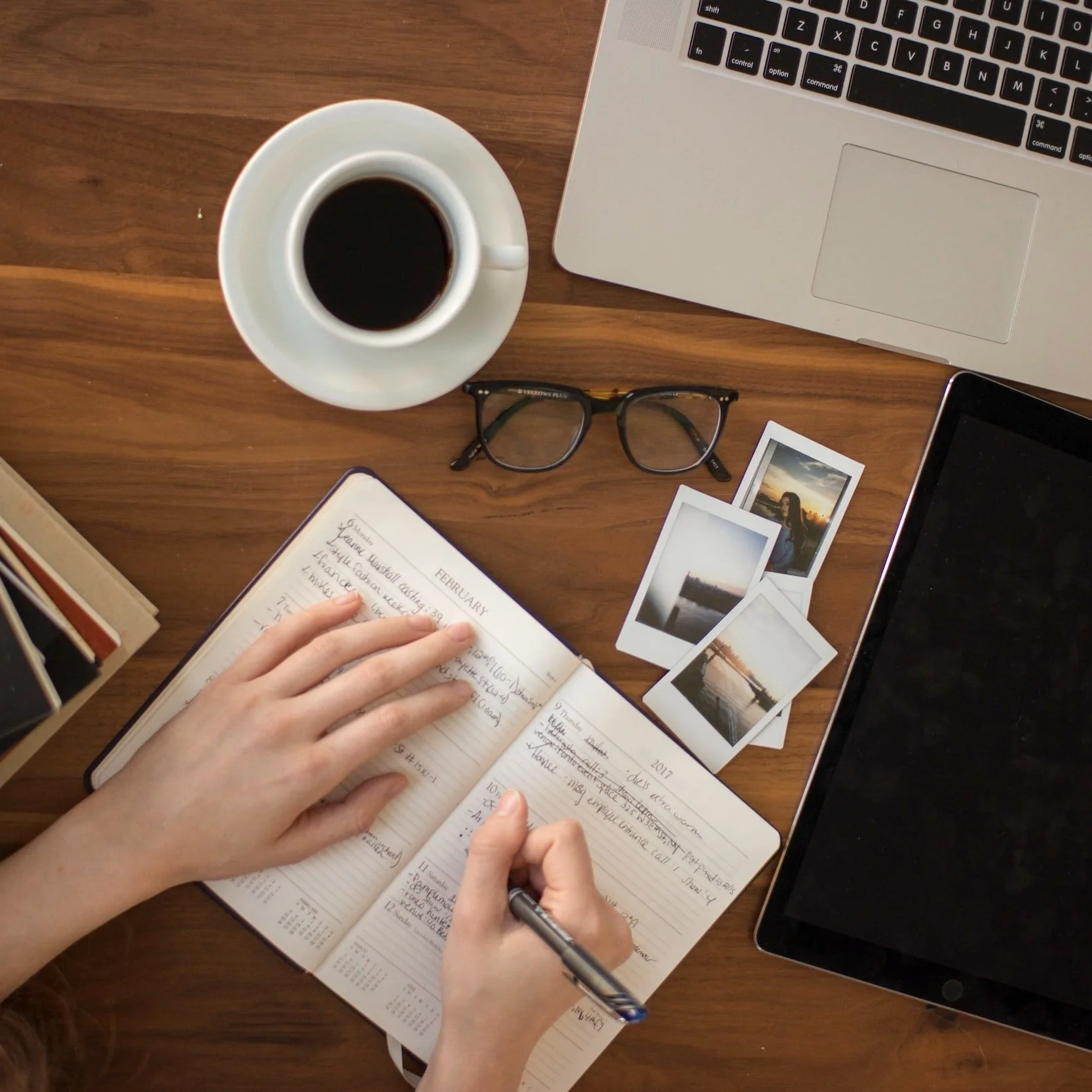 JOURNAL PROMPTS FOR A DREAM VACATION