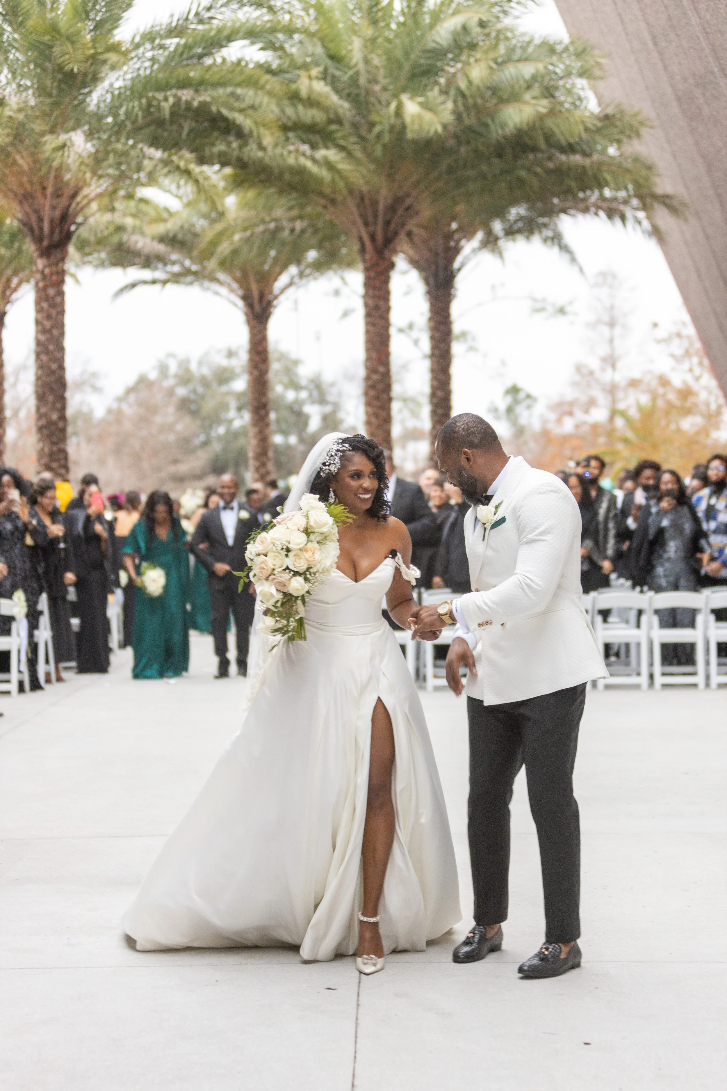 MaxwellJennings-Osunde-WhiteWedding-377.jpg