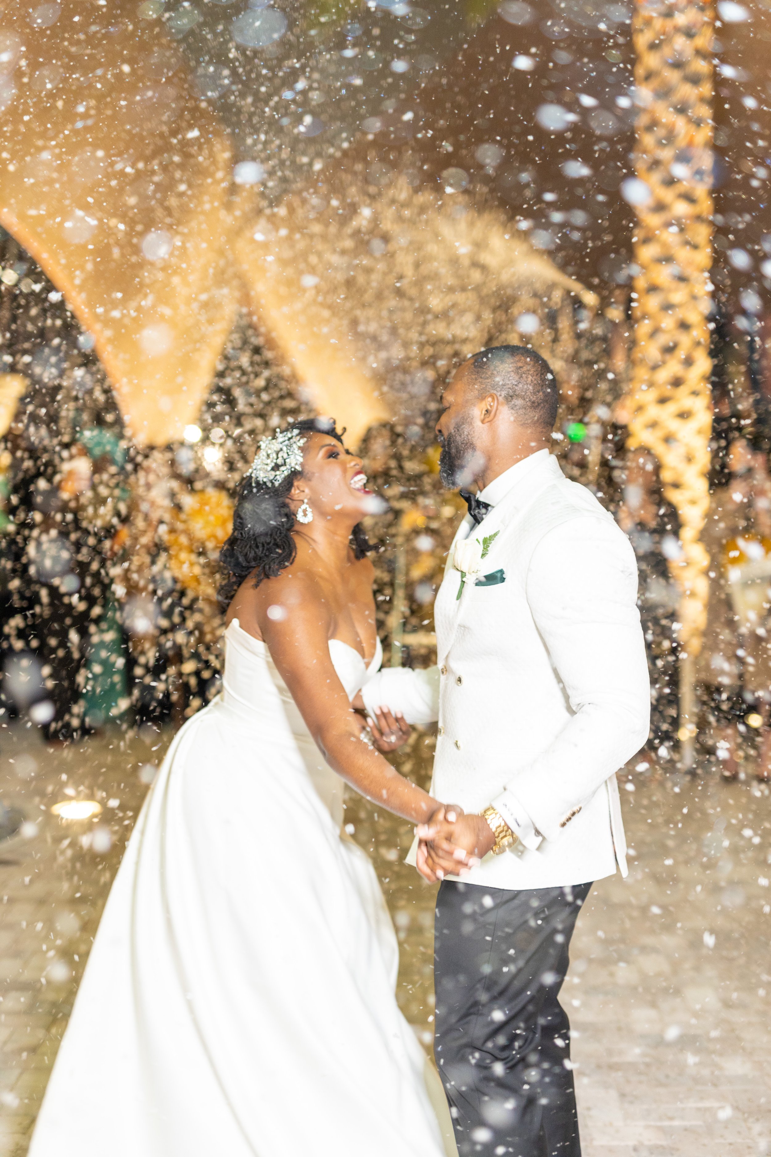 MaxwellJennings-Osunde-WhiteWedding-487.jpg