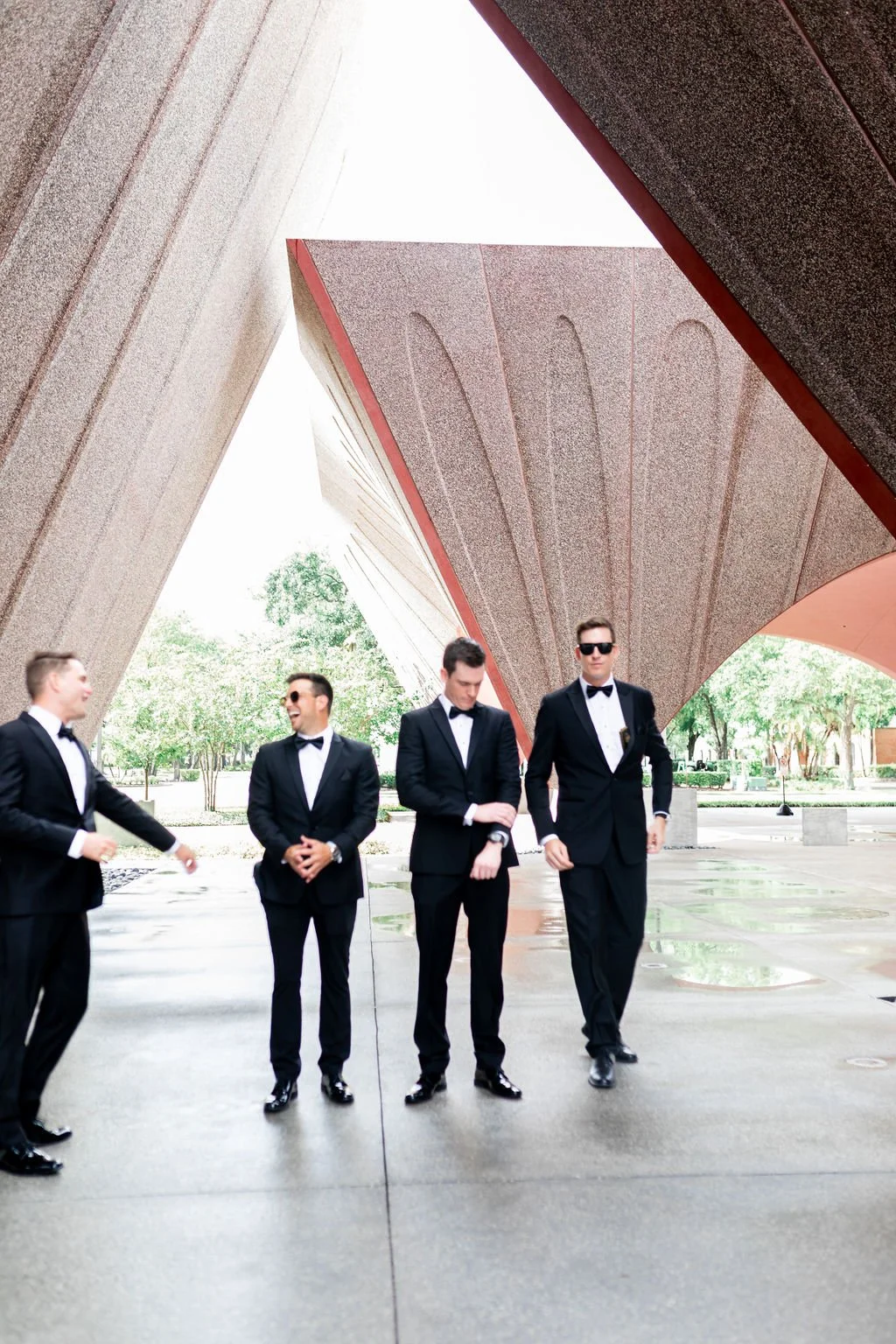 2023_LarissaDavis_WEDDINGPARTY_PF-2934.JPG