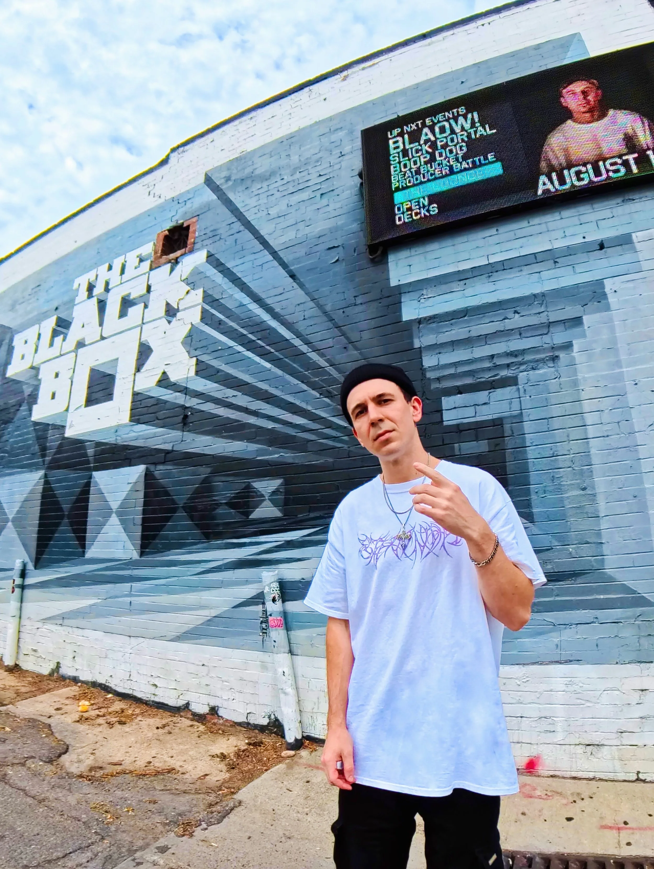 alriiight Denver here we go 🗣️

see you TONIGHT for a special headline set at The Black Box, if you&rsquo;re in Denver come pull up to my biggest headline show to date 🙏

beyond stoked to show u what&rsquo;s in store

see you at midnight 👈

@thebl