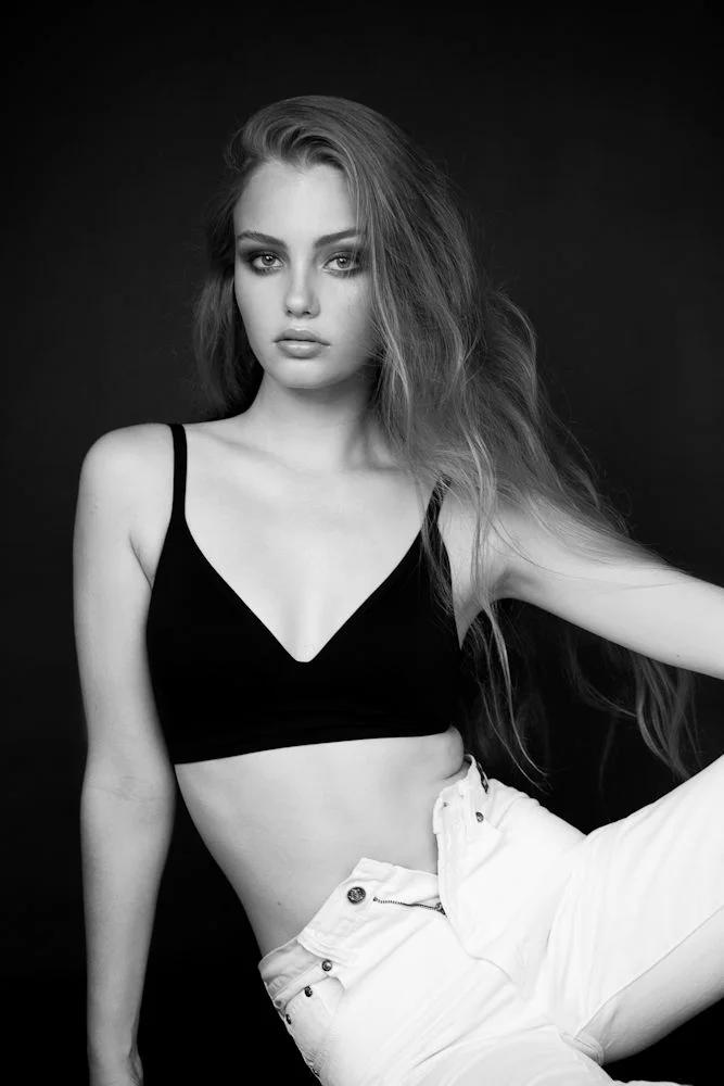 336A3560 B+W.jpg