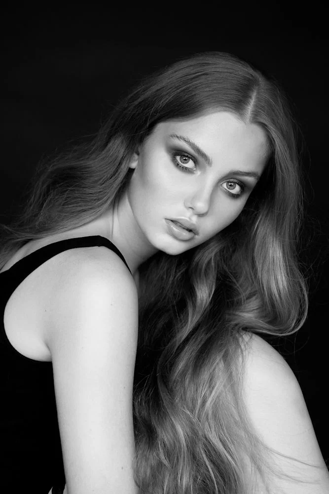 336A3396 B+W.jpg