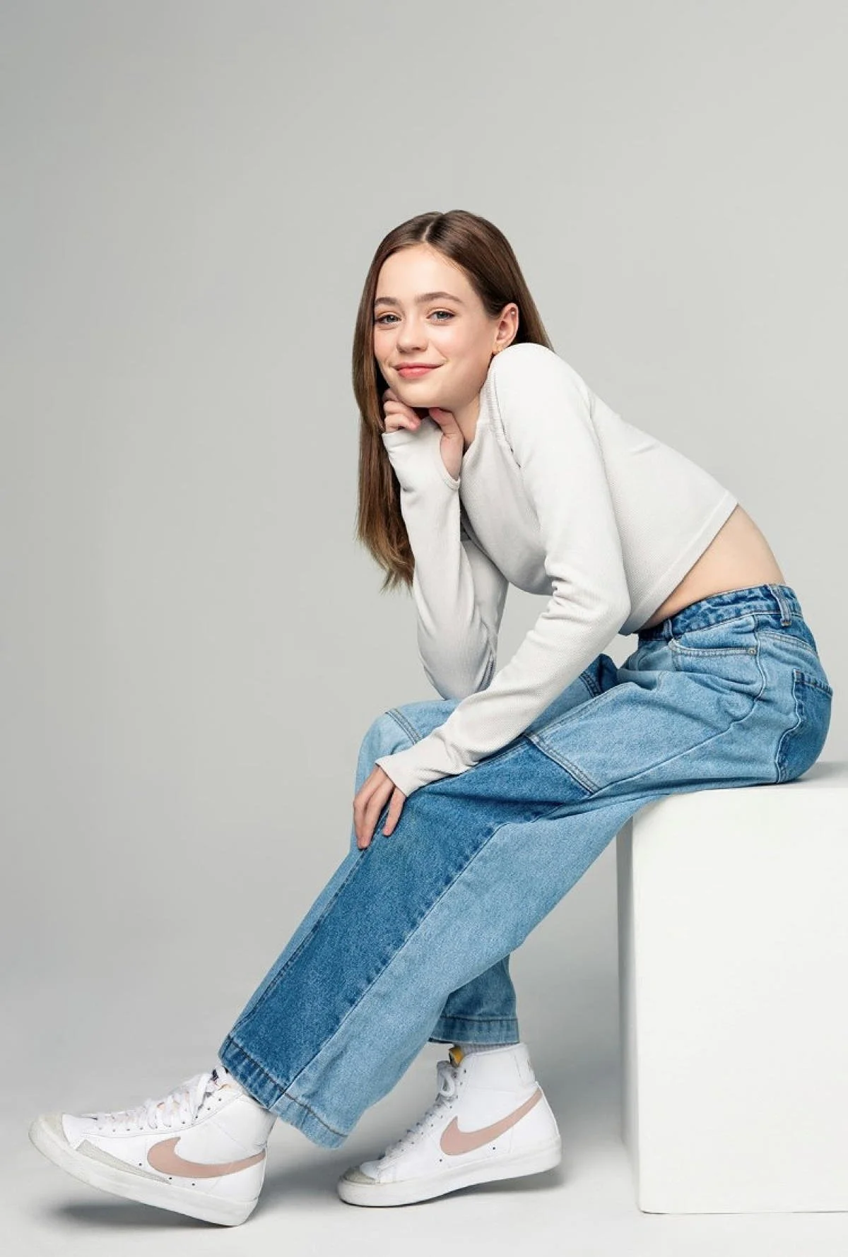 PARKER MORRIS Model Imagery 27-10-2023 10_00_26_378.jpg