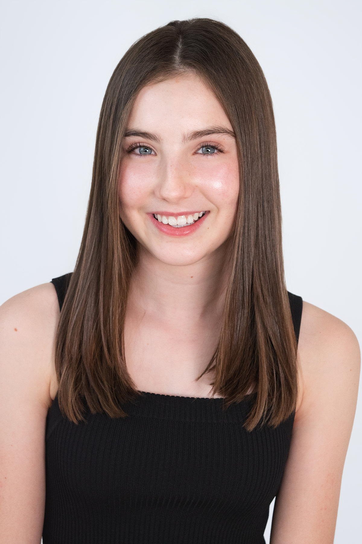 IMOGEN DAVIES Model Imagery.jpg
