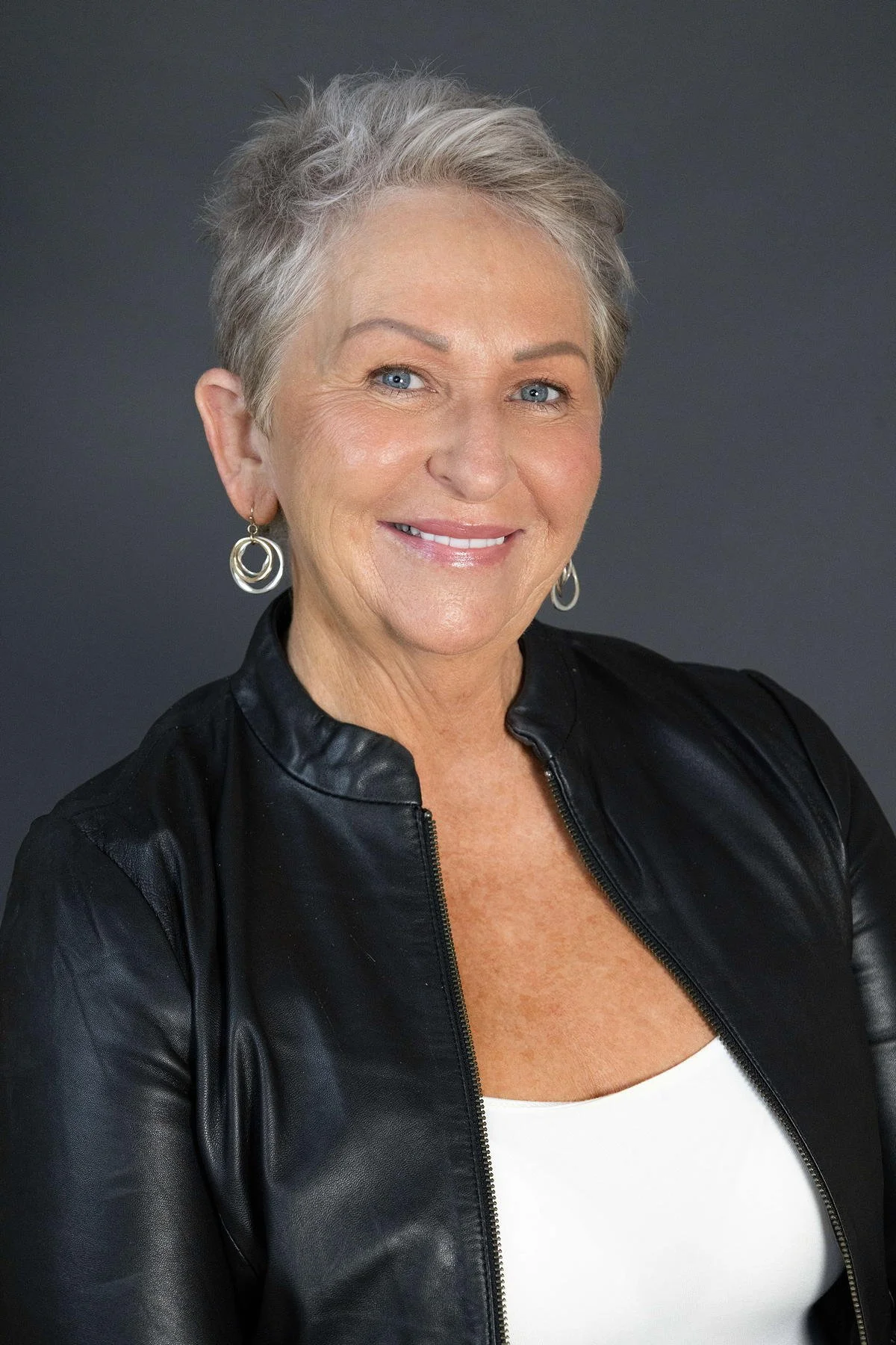LEANNE COUTIS
