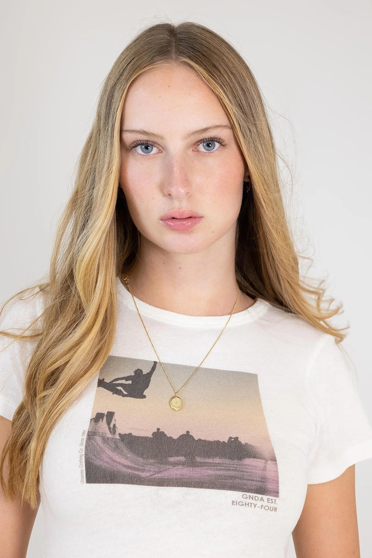 EMMY KENT Model Imagery.jpg