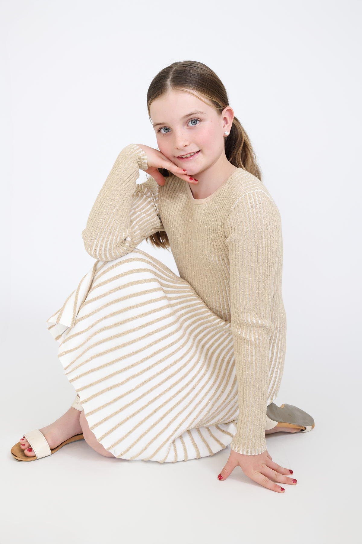 ELYZA SOMMERFELD Model Imagery 27-10-2025 21_19_23_041.jpg