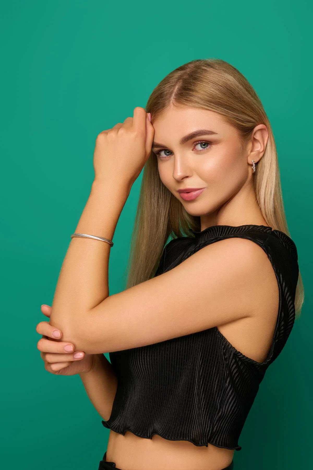 MARTYNA SANECKA Model Imagery_2.jpg