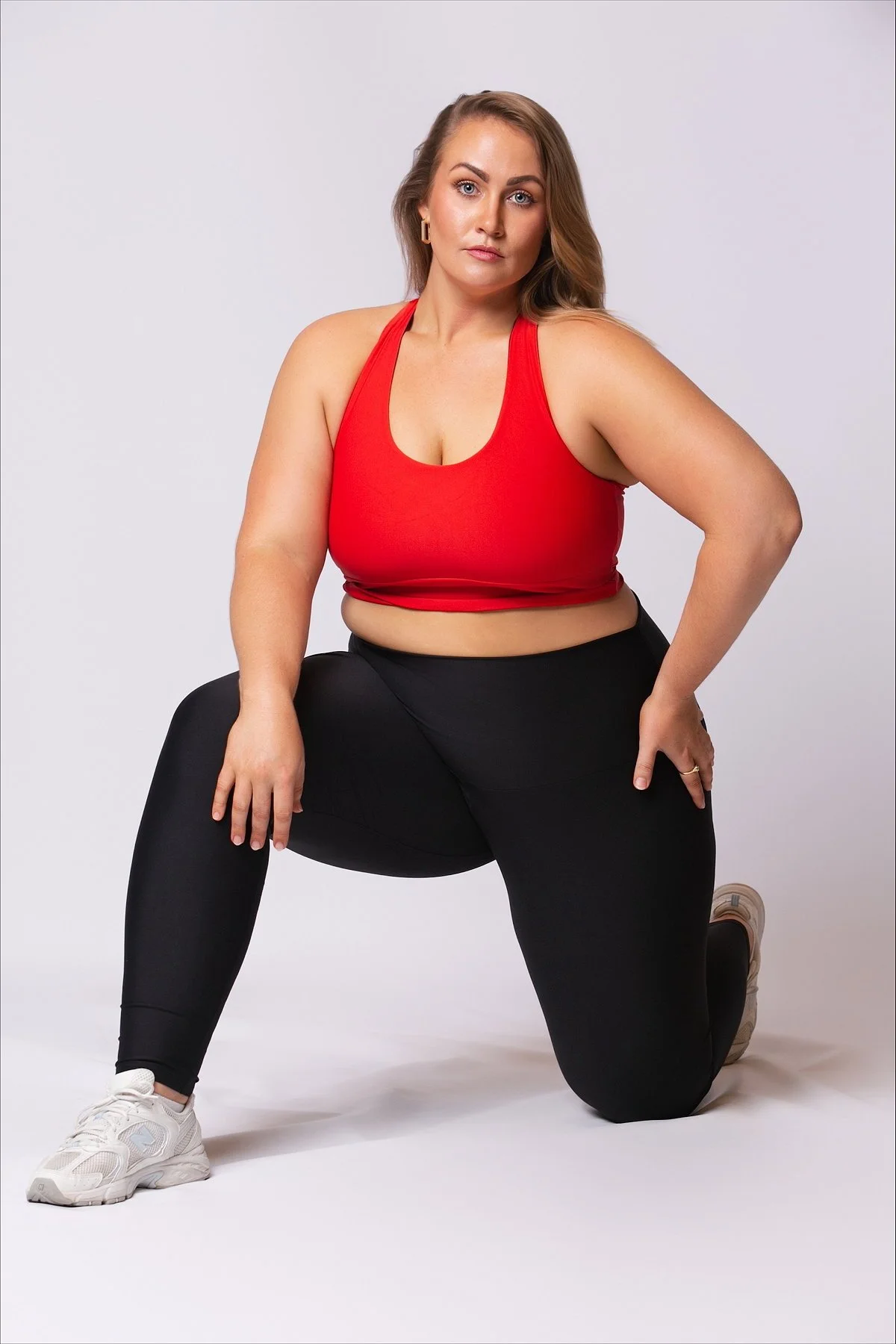 DIMITI STONE Model Imagery 17-03-2026 18_56_41_595.jpg