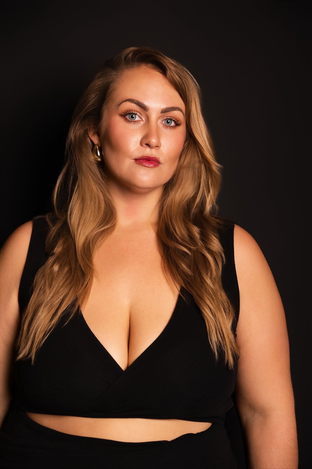 DIMITI STONE Model Imagery 17-03-2026 18_56_41_805.jpg