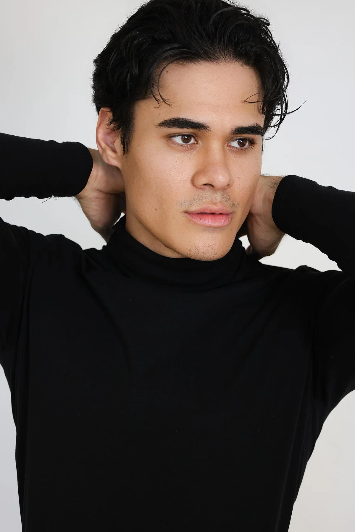 RONAN BEVAN Model Imagery 20-04-2026 12_53_12_314.jpg