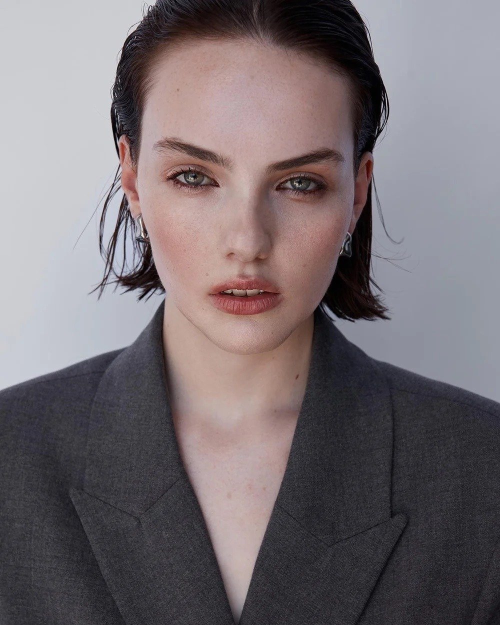 DARCY | @darcyymariee

@andreajankovic
@dyancopeman_makeup

Bookings | booking@tamblynmodelling.com.au
.
.
.
.
.
#tamblynmanagement #tamblynmodels #tamblyninternational #editorial #beautymodel #tamblynwomen #fashion #portrait #modelagency #model #fas