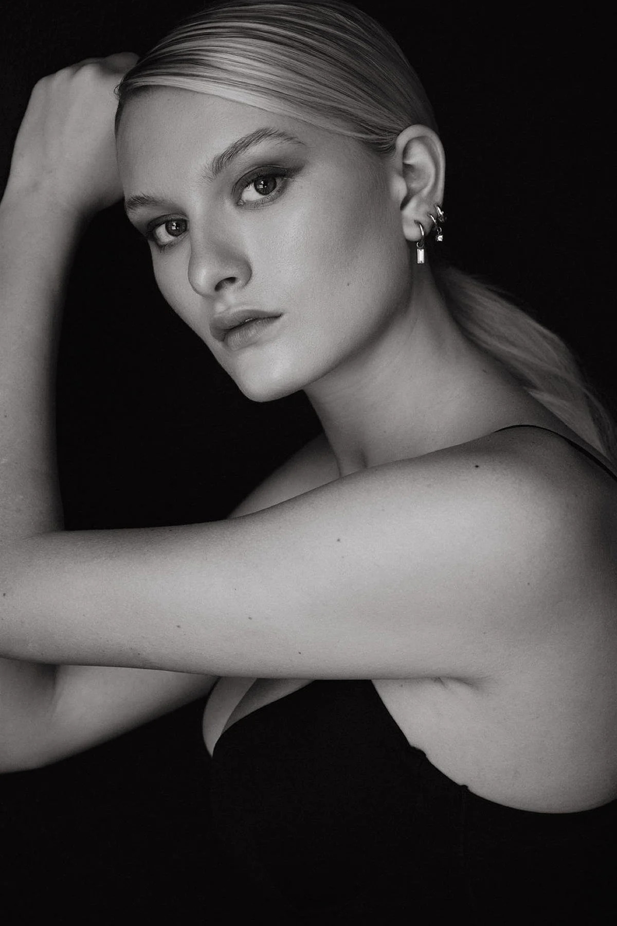 SUMMAH-LEA KUSSROW Model Imagery.jpg