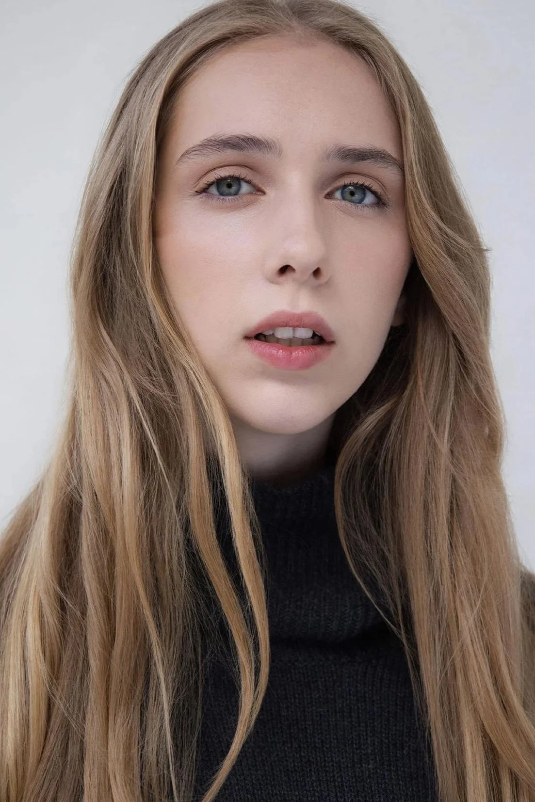 LILY+CARPENTER+Model+Imagery+27-05-2026+10_33_22_422.jpg