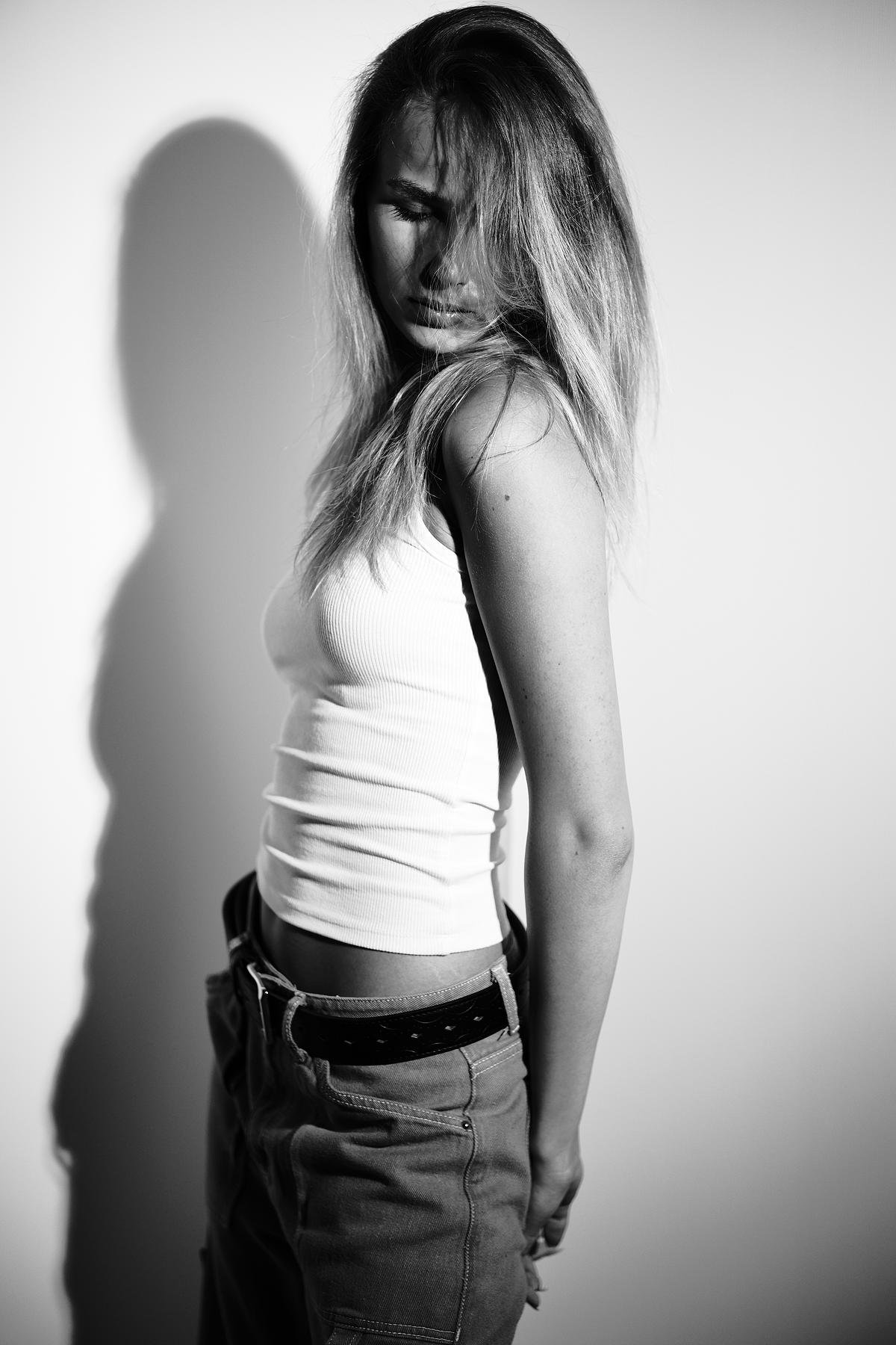 MEGAN THOMSON Model Imagery 10-07-2026 11_12_01_526.jpg