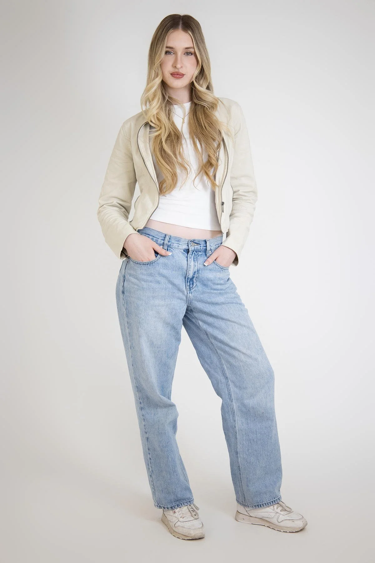 SKYE MATHIESON Model Imagery 04-10-2026 03_27_10_810.jpg
