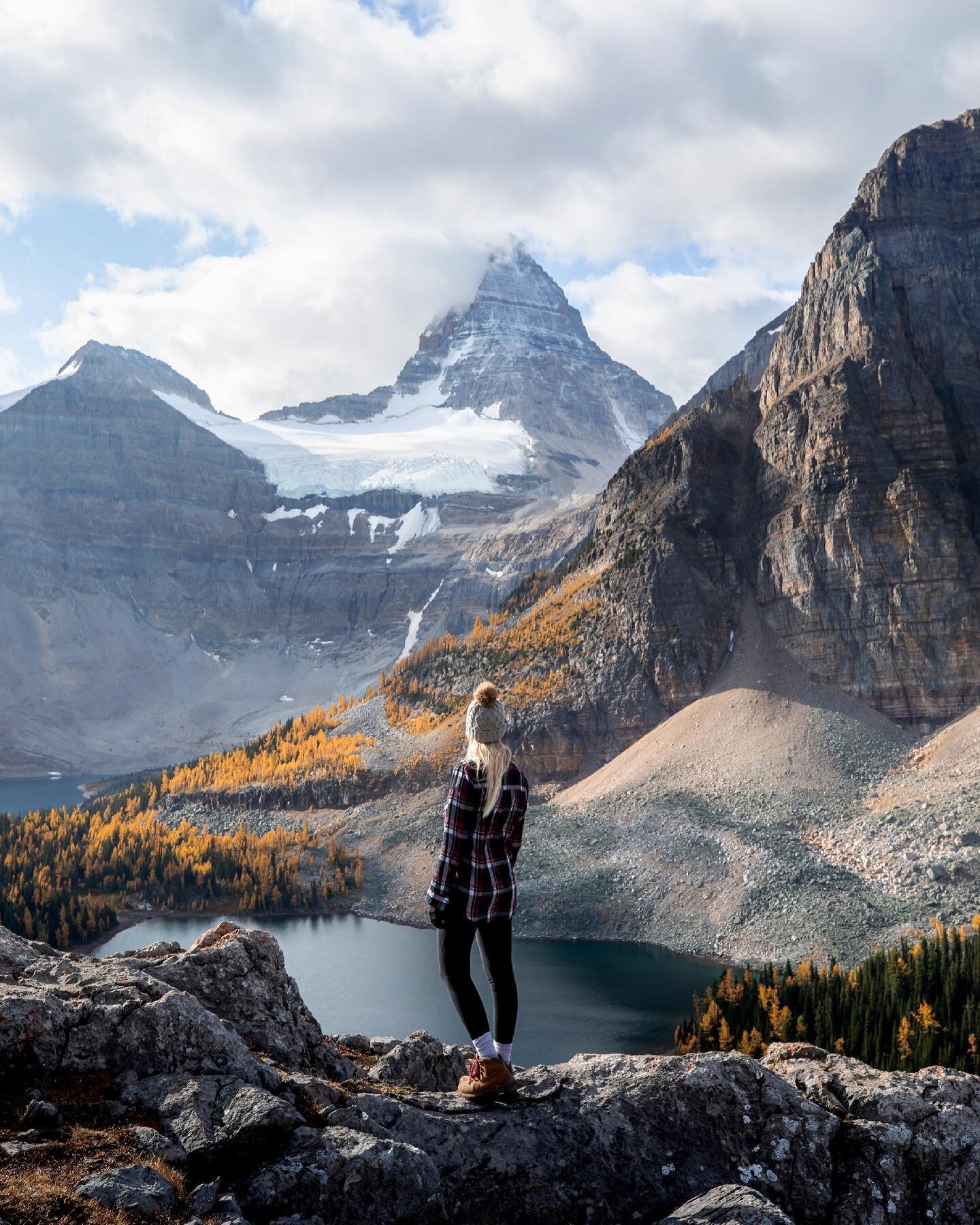 We skied halfway here a few days ago and it was definitely a whole different experience than the last time I hiked the same trail in the midst of fall. I always wonder what places look like in the middle of winter ❄️ 

Thanks for your help with this 