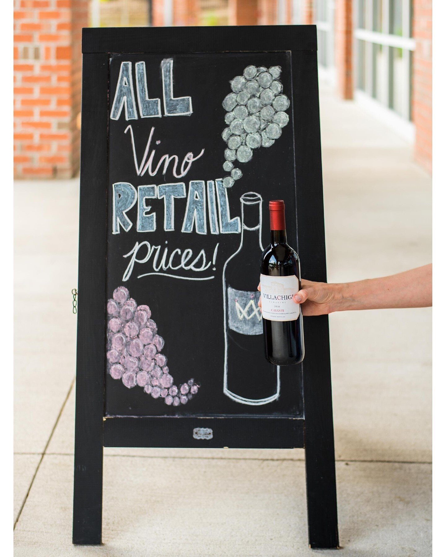 All wine is priced to move! Cracker thin Roman pizza and great bottles of wine at retail prices....

We'll see you on the patio in a prosecco. 😉 

Reservations available via our link in bio. Patio dining and takeout are available from 4 - 9pm, Tuesd