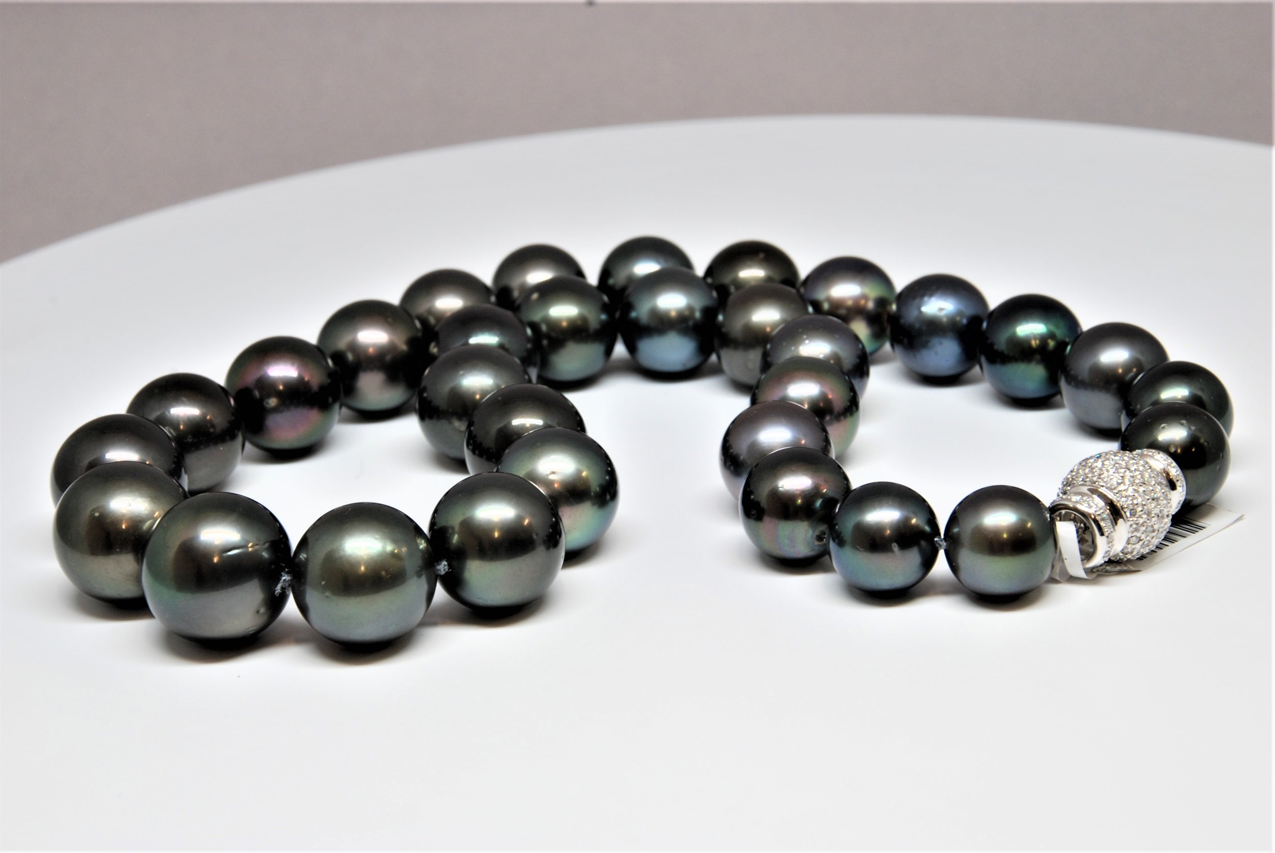 Black Tahitian Pearls — Hakimi Gem Imports