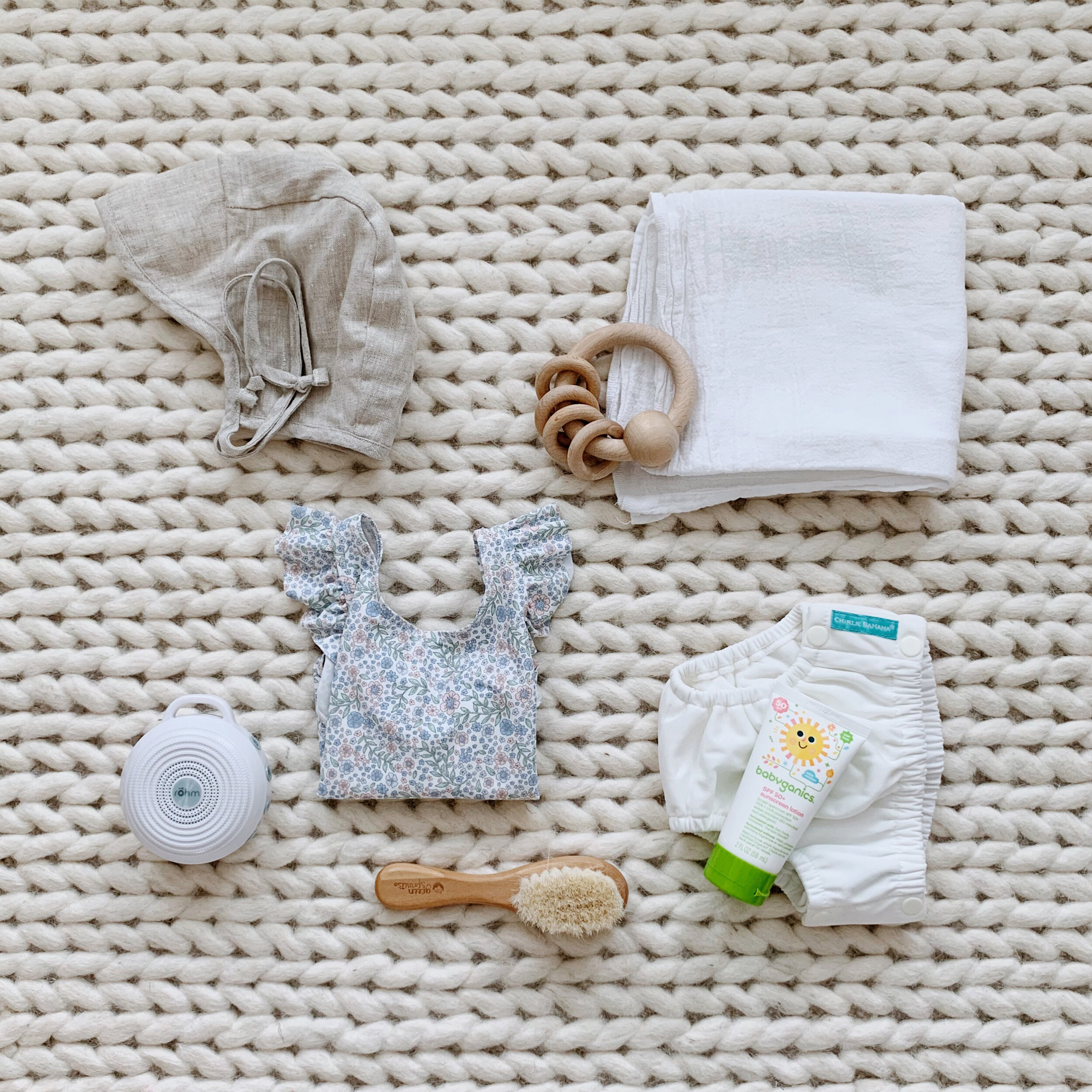 12 Cold Weather Essentials That Will Keep Your Baby Warm
