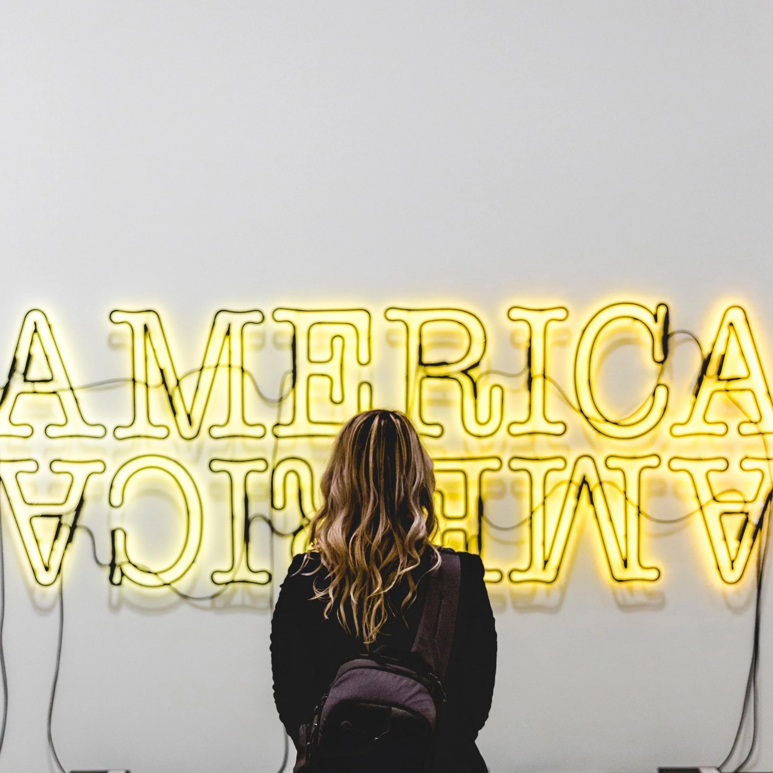 victor-lozano-CAQpWwEXACc-unsplash.jpg