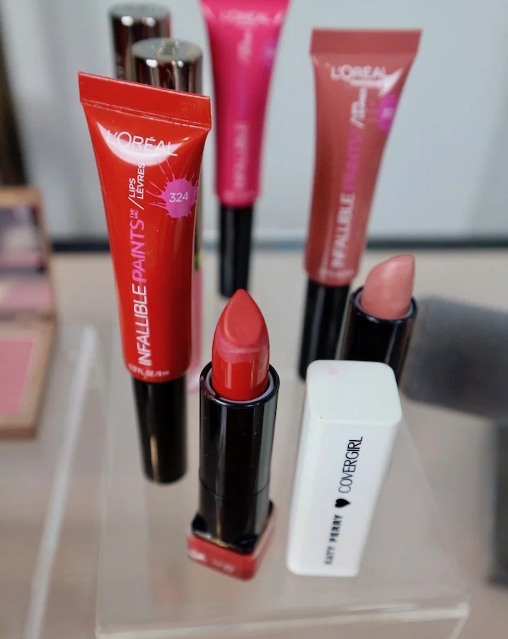 red lipstick