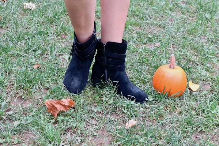 black Ugg boots