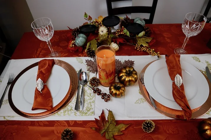 thanksgiving table