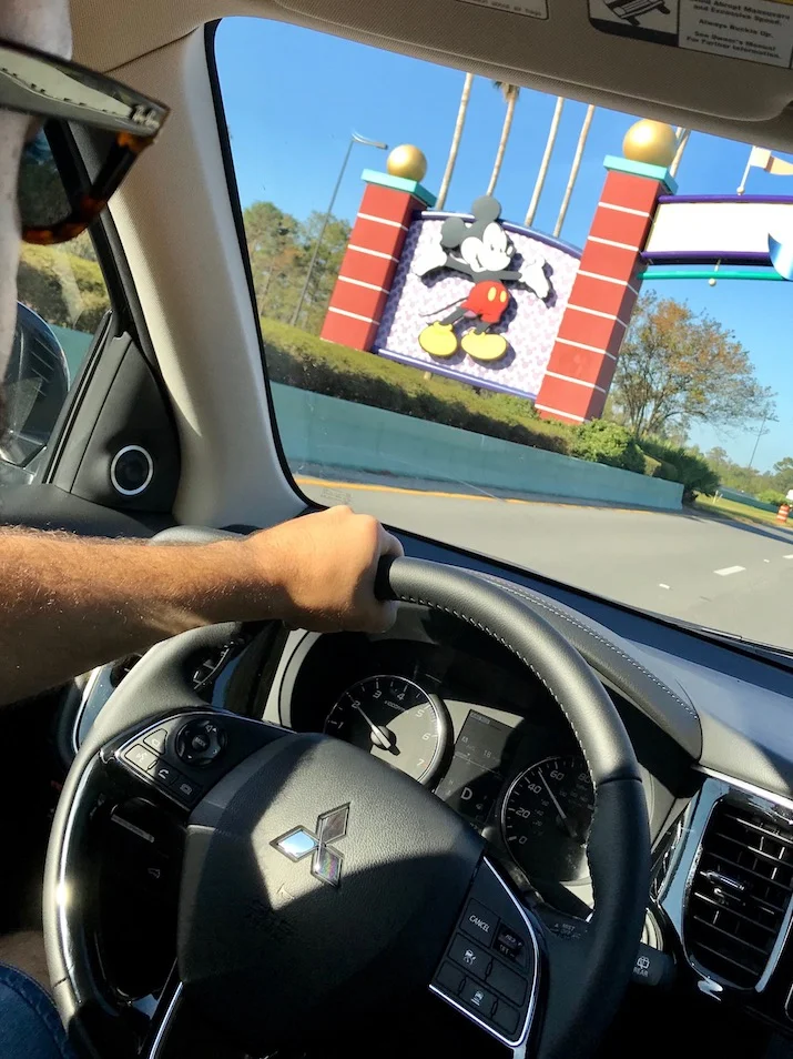 Mitsubishi Outlander men's blog be chic mag