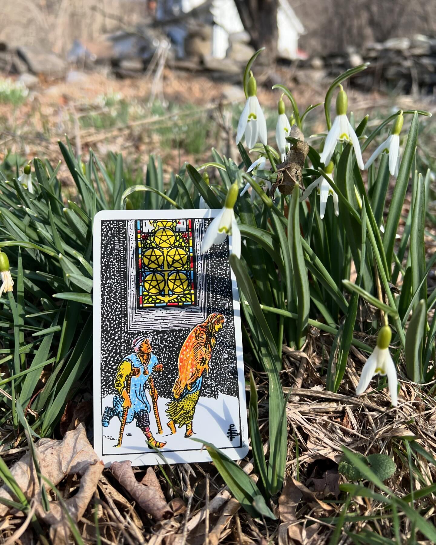Have you ever noticed that all of the 5 cards in the Minor Arcana look very uncomfortable and dramatic?

Well, there&rsquo;s a good reason for it. 
And it&rsquo;s connected to the theme of Spring.🌸

When you understand the numerology of the Tarot it