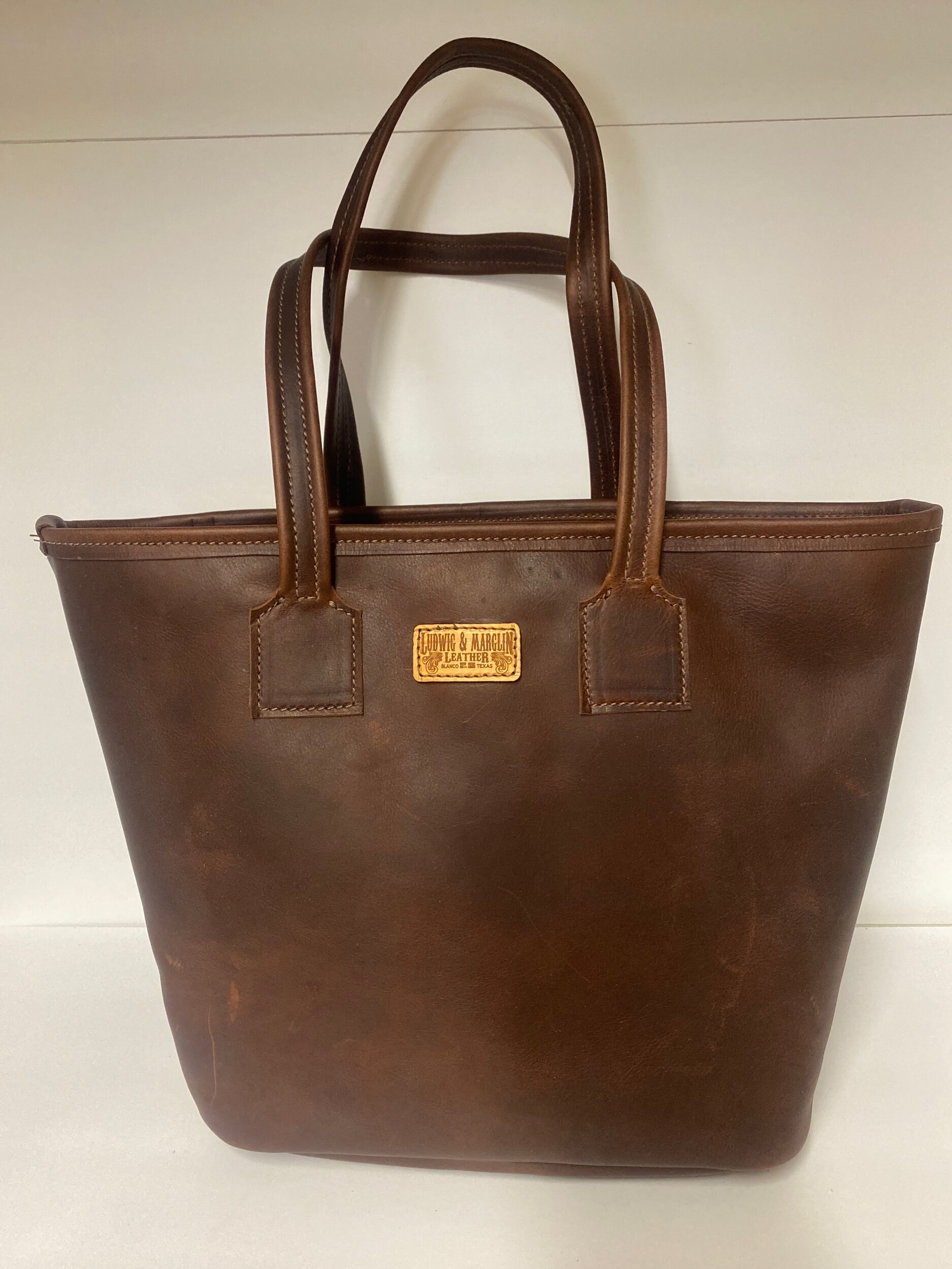 E2D65FA2-40DF-44A0-9B76-16D6EF32C313