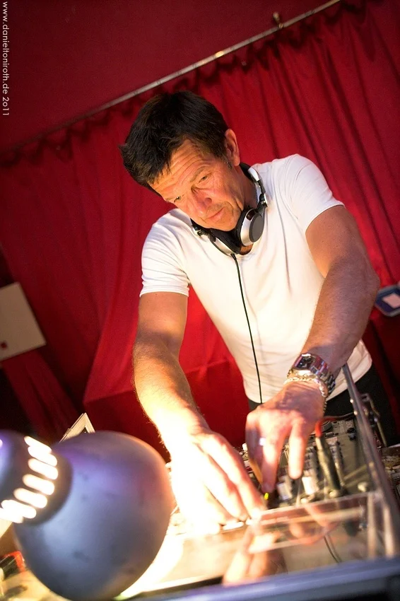 c2011-05-22 02-14-27 _N8Q4736-01.jpg