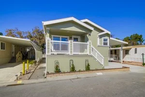 200-n-el-camino-real-113-002_medium.jpg