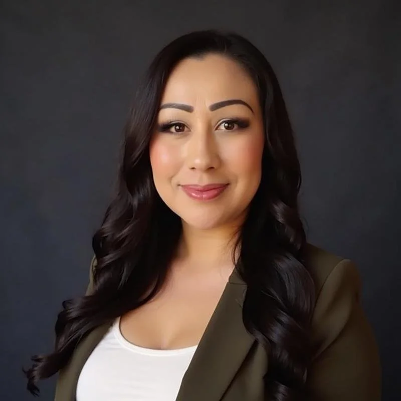 Elizabeth Yslas, CSR