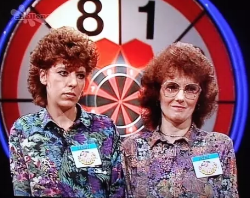 10 Fabulous Retro Prizes From Bullseye — Fresh Retro Juice