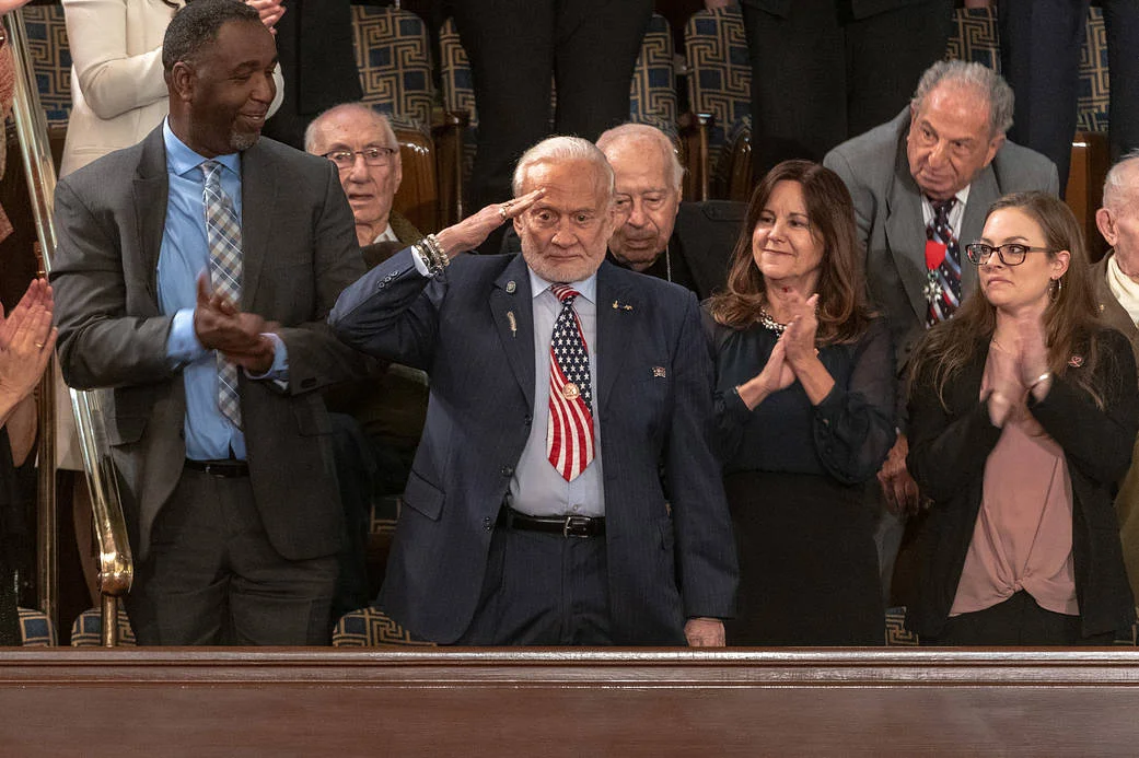 U.S. Senate Photo Studio via NASA