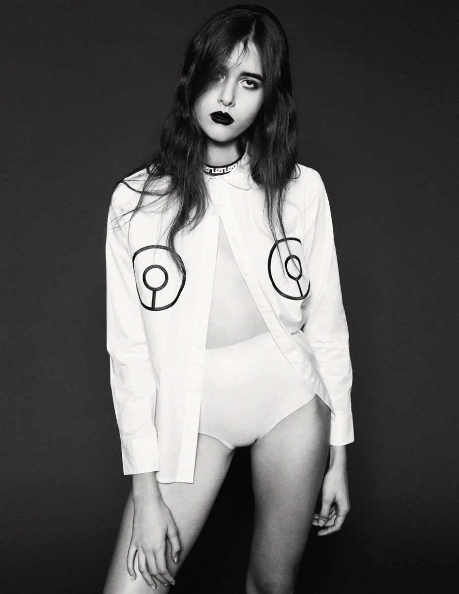 Top Damnsel, Latex Brief Geoffrey Mac, Necklace Haus of Topper