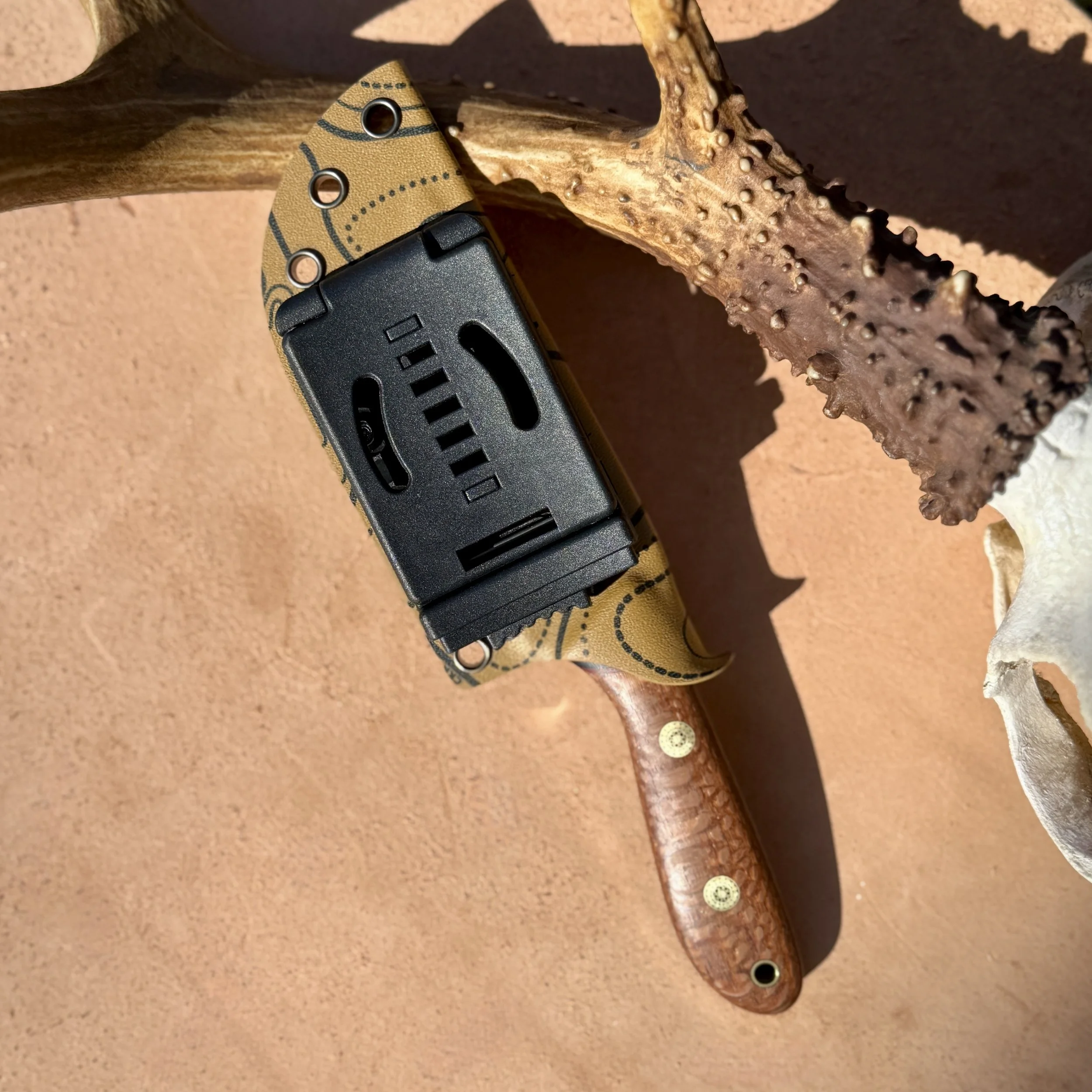 Topo patterned Kydex knife sheath with adjustable belt clip for horizontal carry