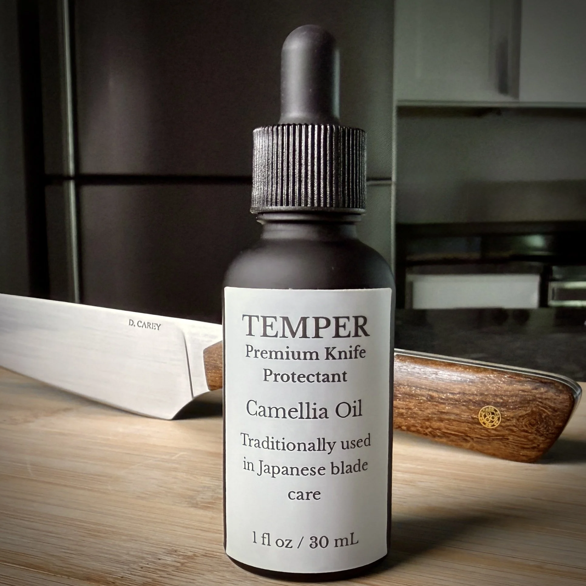 TEMPER cold-pressed camellia oil for carbon steel knife care, 1 oz glass bottle