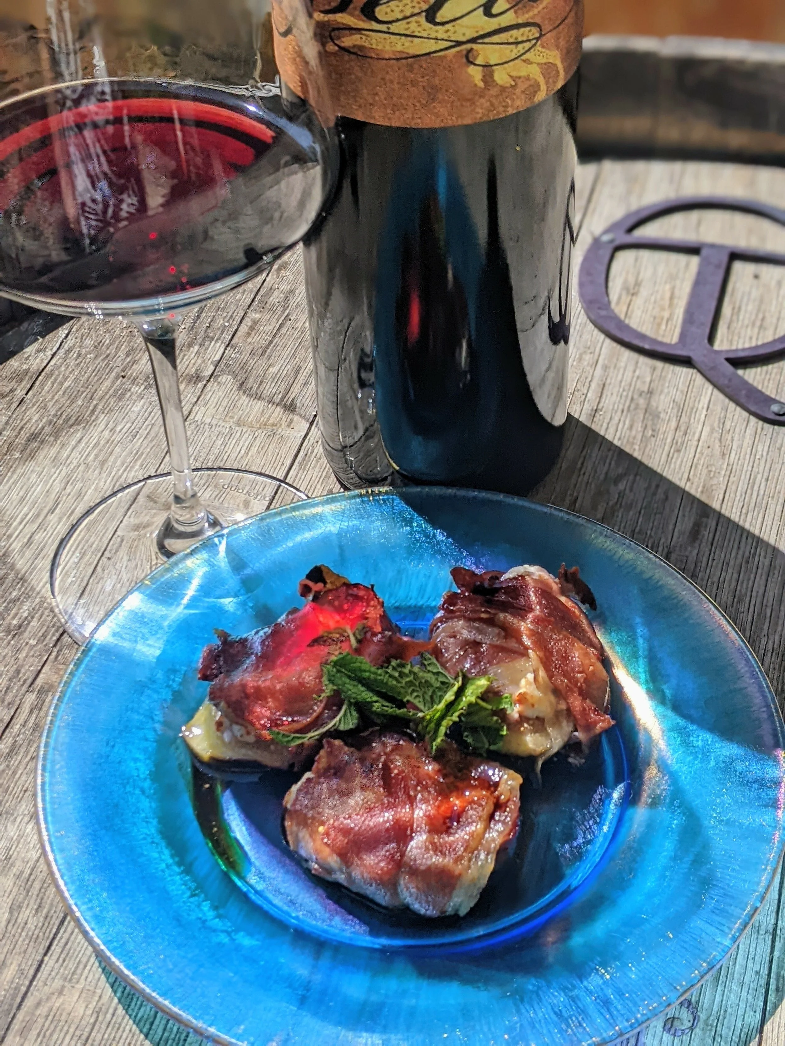 The Best Birthday Cake Plates - KNA Wine