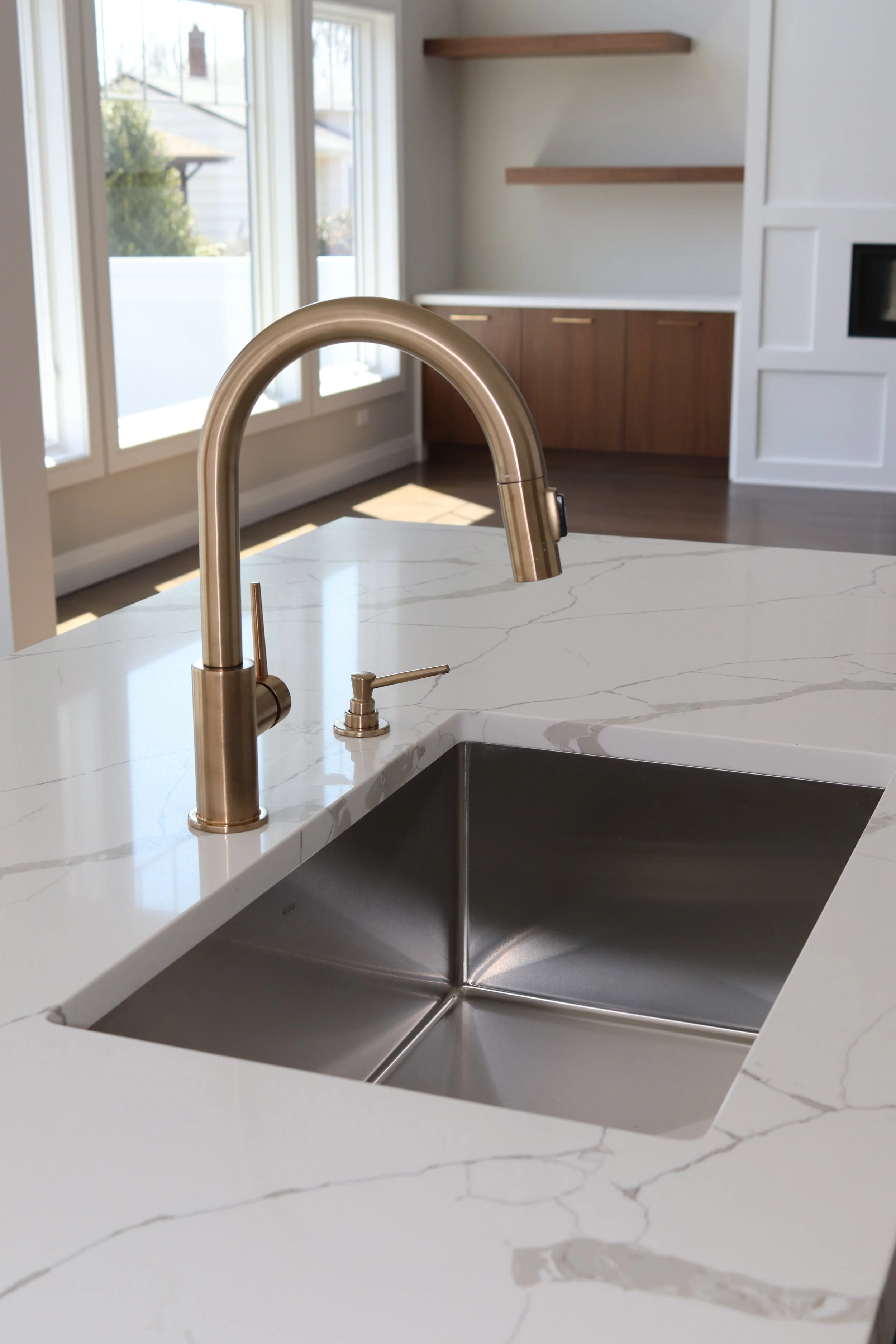 30 Detail - Faucet.JPG