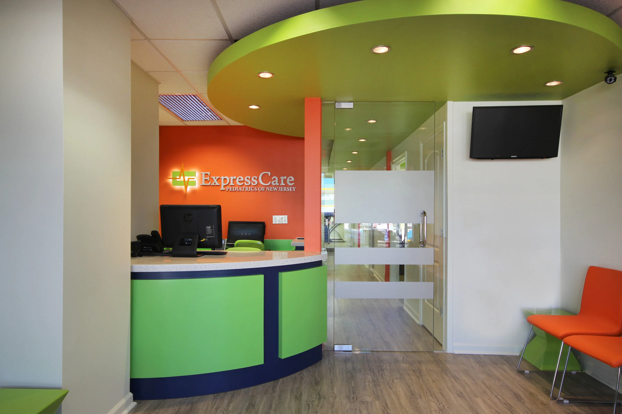 Express Care - Reception 2.jpg