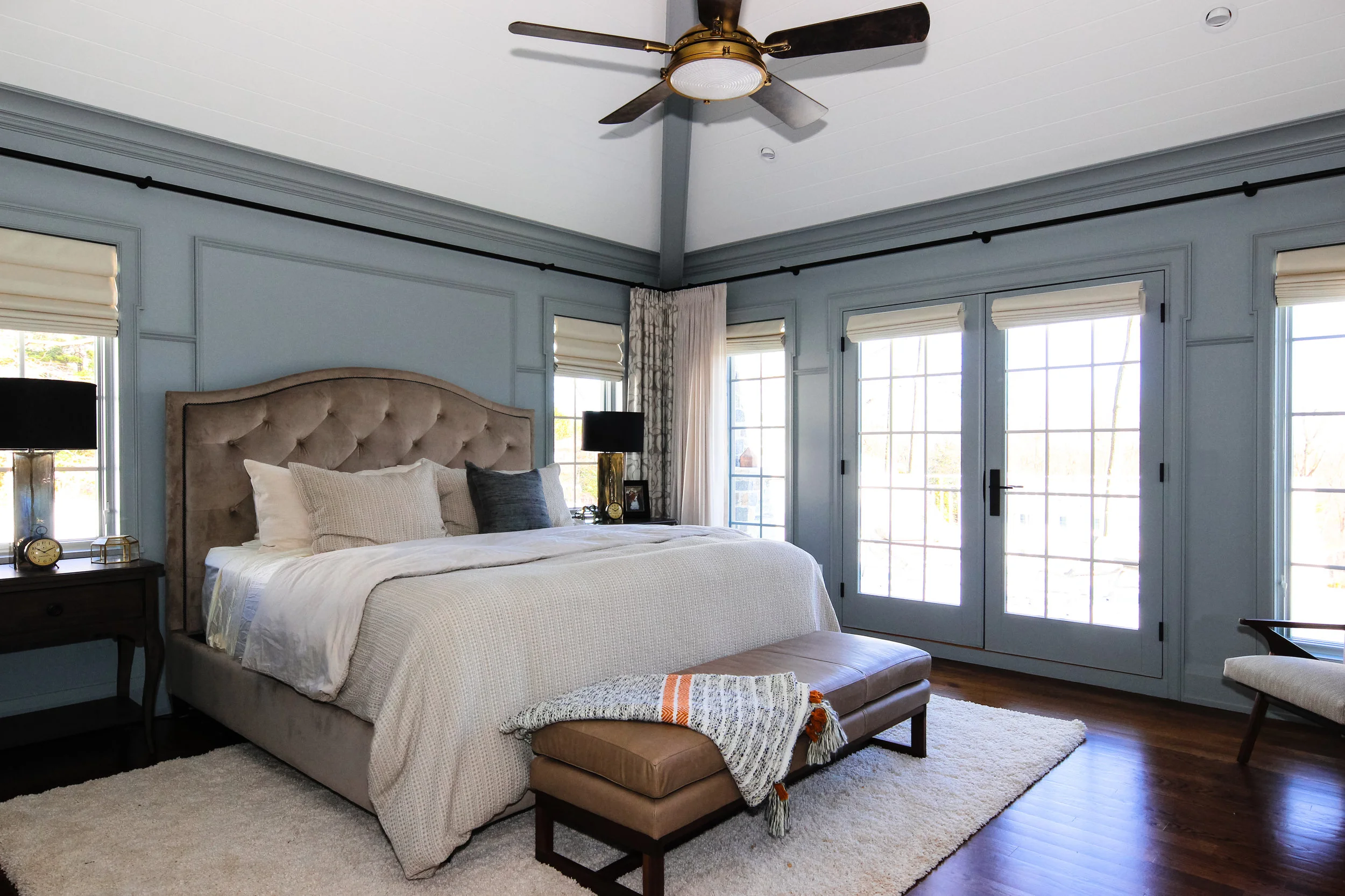 18 Master Bedroom.jpg