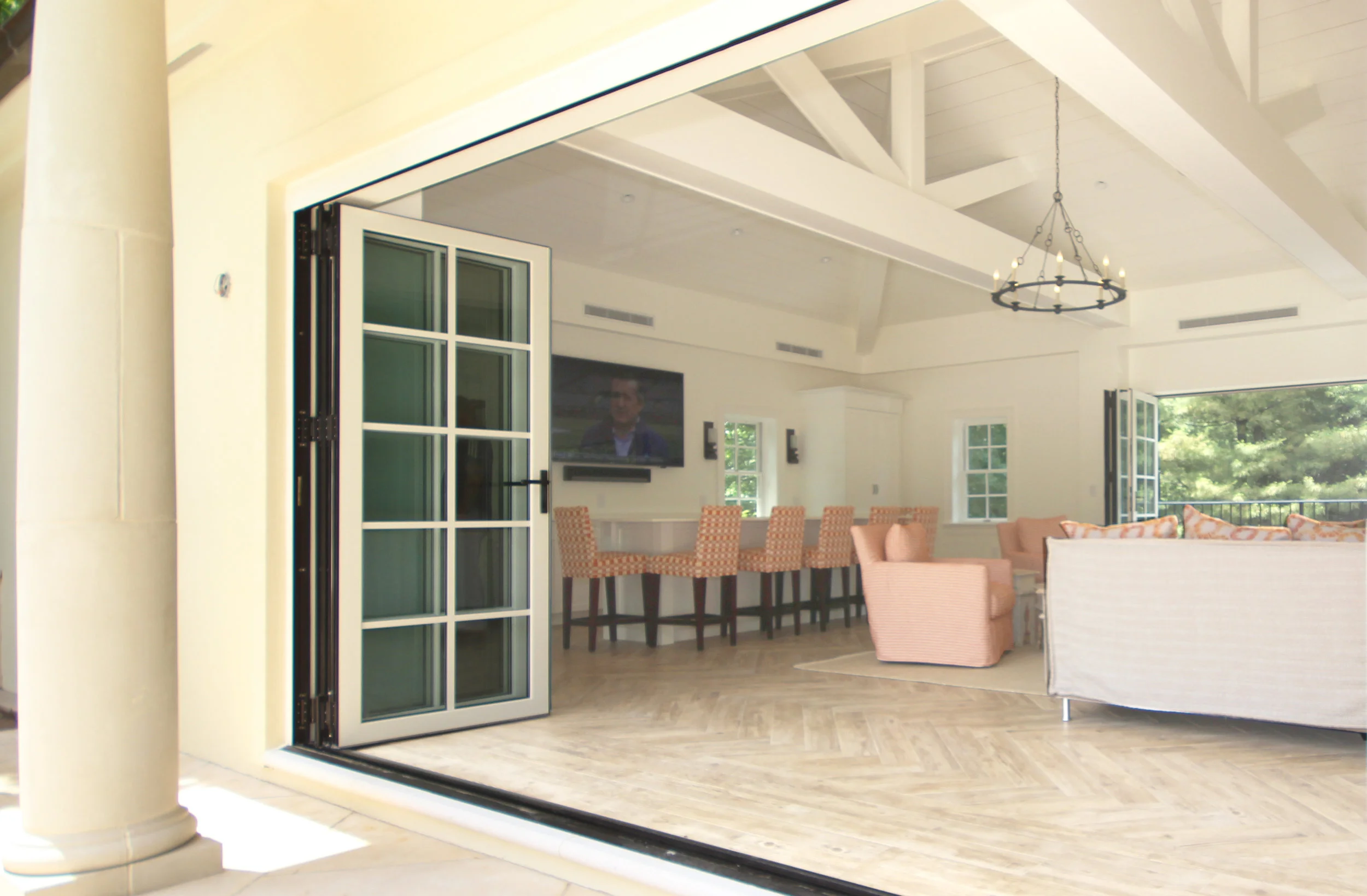 01 Exterior to Interior.jpg