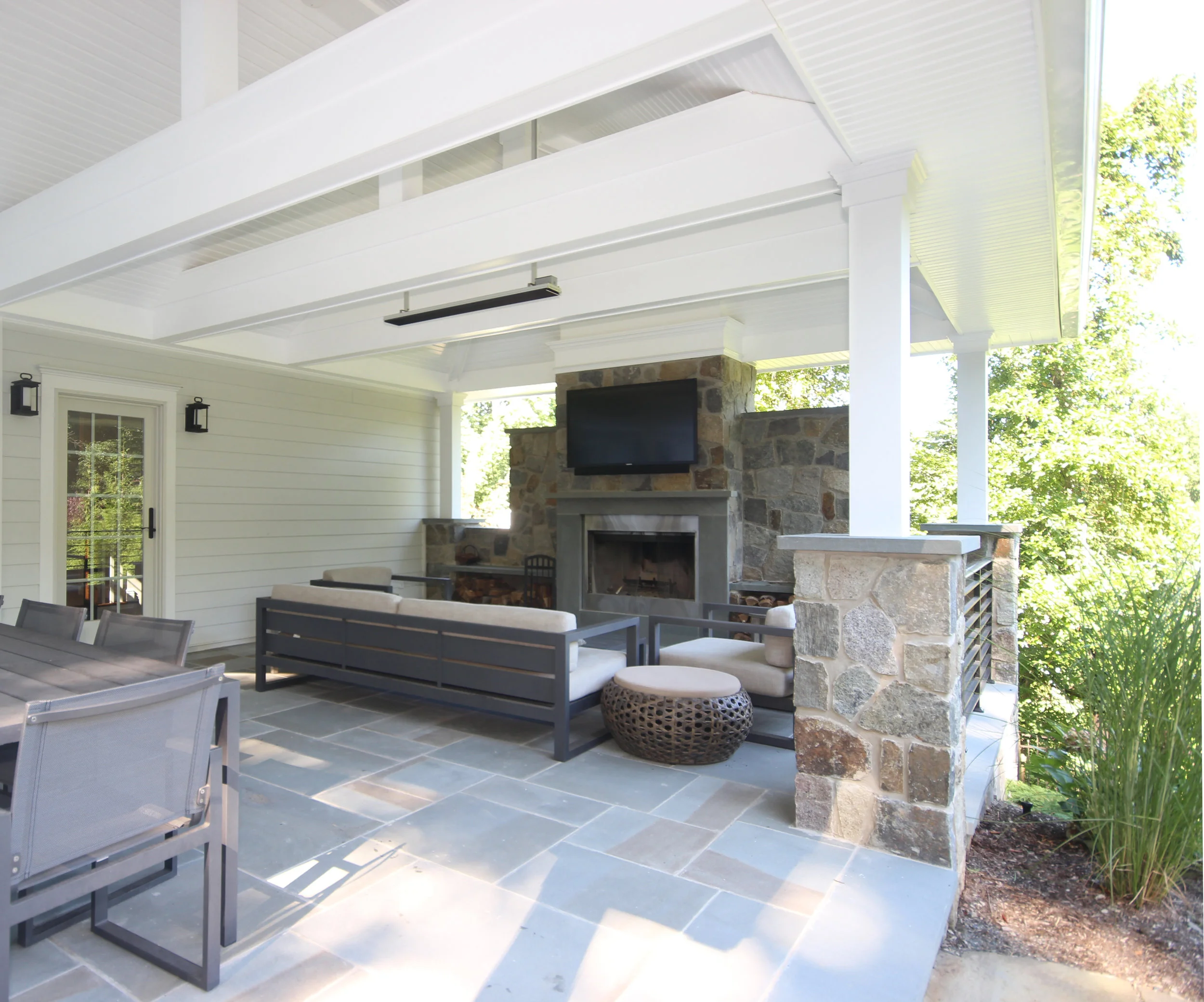04 Side View of Rec Room.jpg