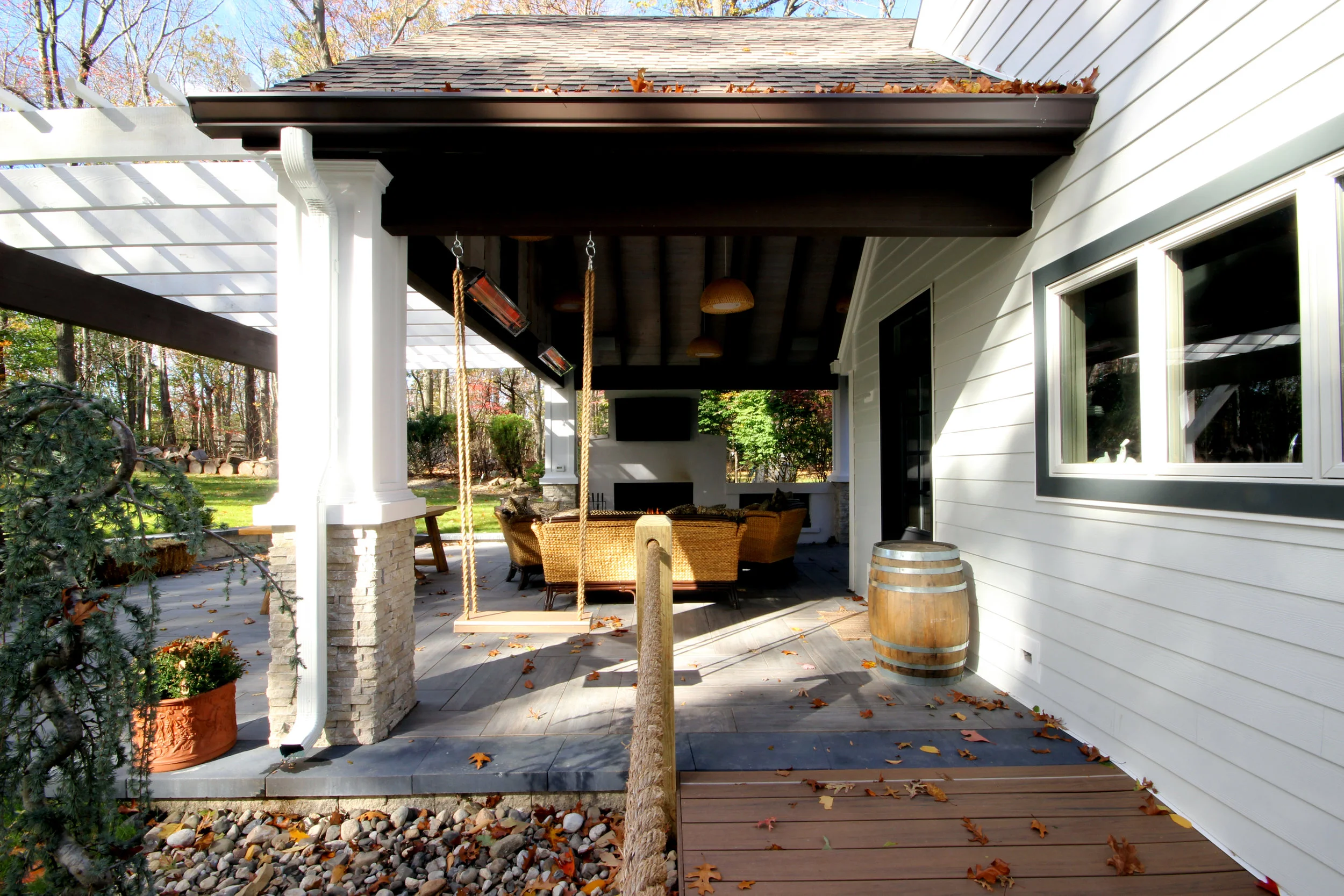 12 Exterior from Walk.jpg