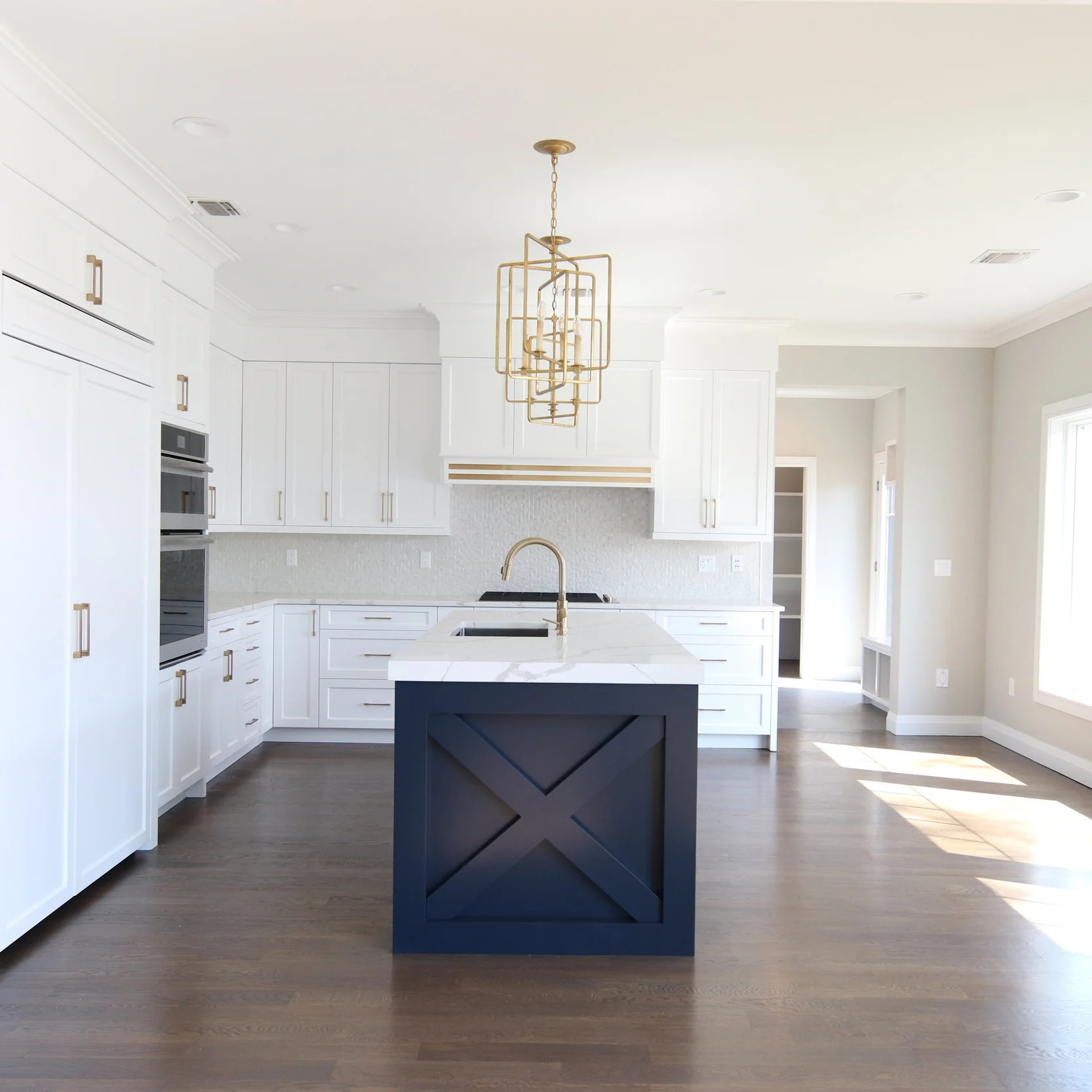 03 Kitchen from Living Room.JPG