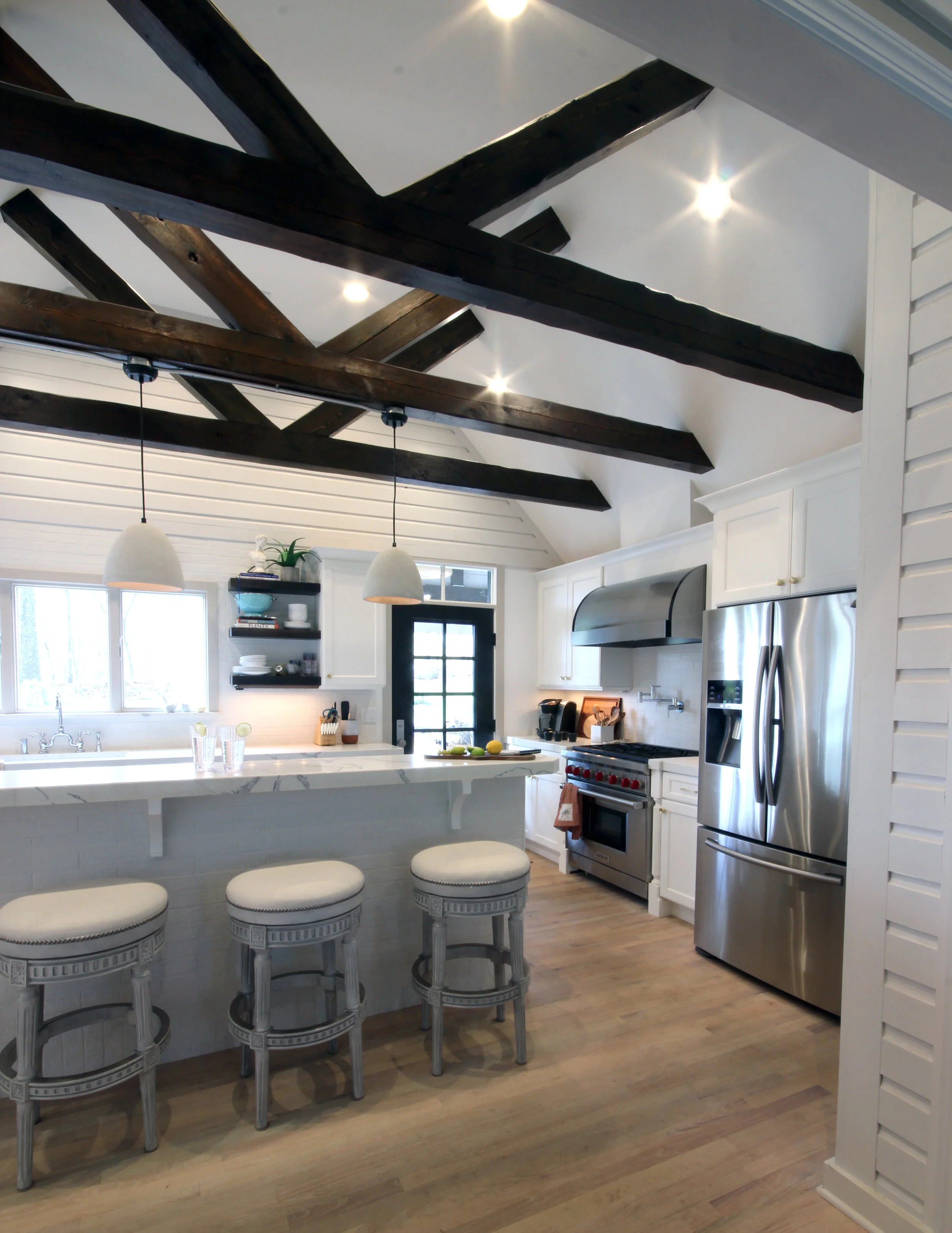 01 Kitchen.jpg